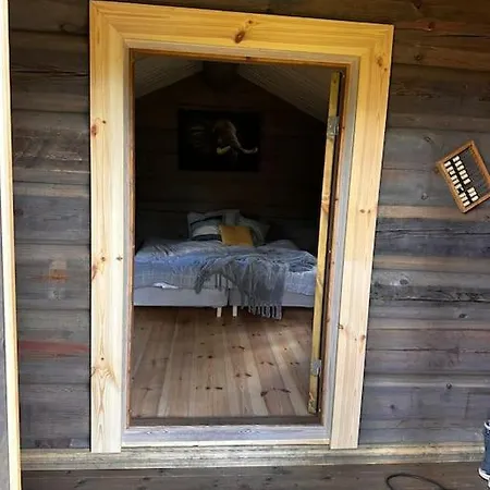 Idyllisk Sted A Pa Oyfjell